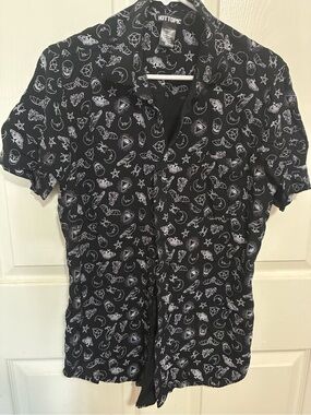 Hot Topic Black Short-Sleeve Button-Down Shirt with White Gothic Icons
